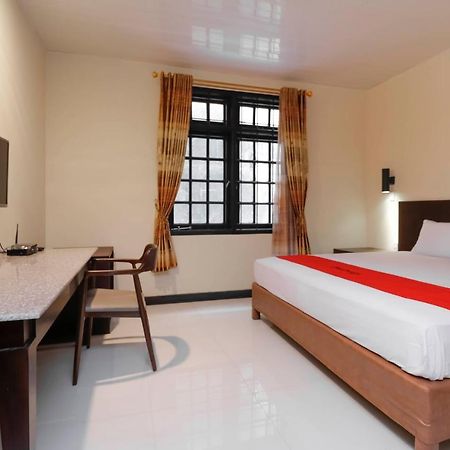 Reddoorz Plus Near Halim Perdanakusuma 2 Jakarta Eksteriør billede